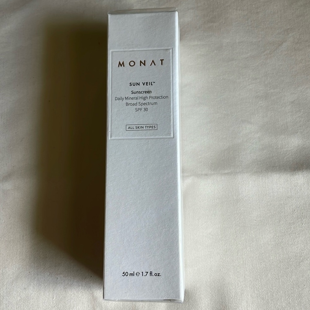New Monat Sun Veil sunscreen